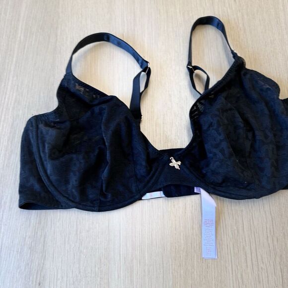 Savage X Fenty 46DDD Underwire Bra Black Lace Unlined Sexy Support 1550 - Picture 3 of 8